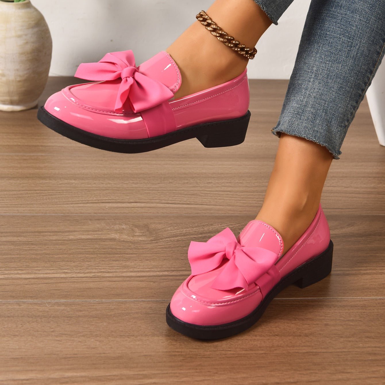 Ayora | Timeless Bow Loafers