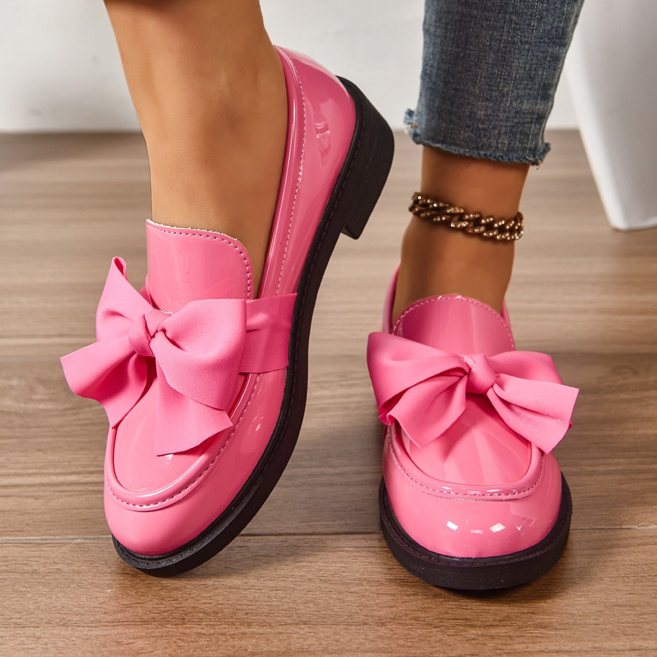 Ayora | Timeless Bow Loafers